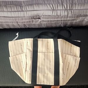 NWT VICTORIA'S SECRET BAG